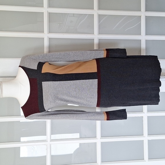 Max Studio Colorblock Sweater Dress - Picture 2 of 14